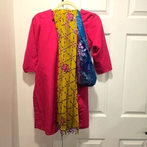 Indian Salwaar (leggings) - Kurta (tunic) set with dupatta (scarf) Tailored set